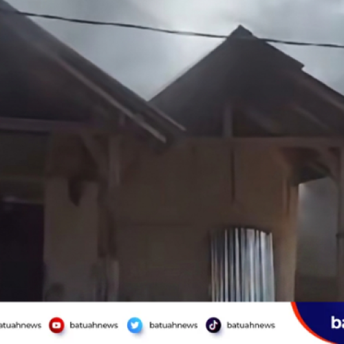 Rumah Warga Sumber Makmur Hangus Terbakar, Diduga Akibat Korsleting