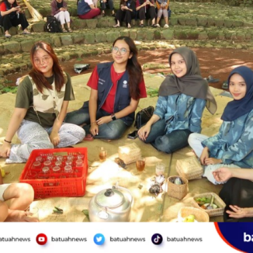 Workshop Ecoprint di Pasar Papringan Dorong Pemberdayaan dan Potensi Ekonomi Kreatif Ibu-Ibu Desa